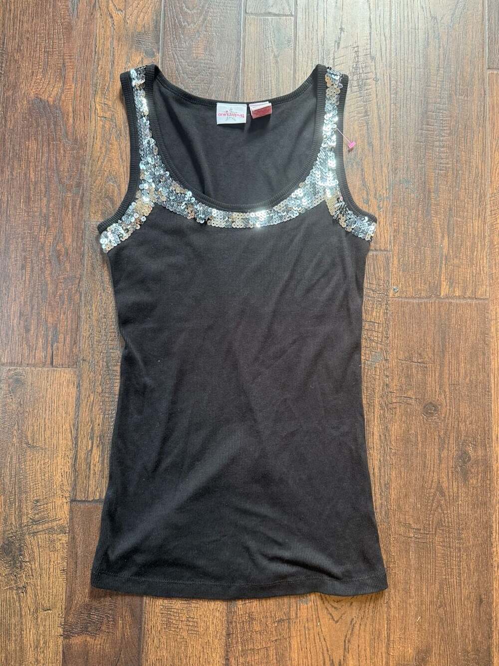 Vintage Y2K Women's Ribbed Tank Top with Silver Sequin Trim